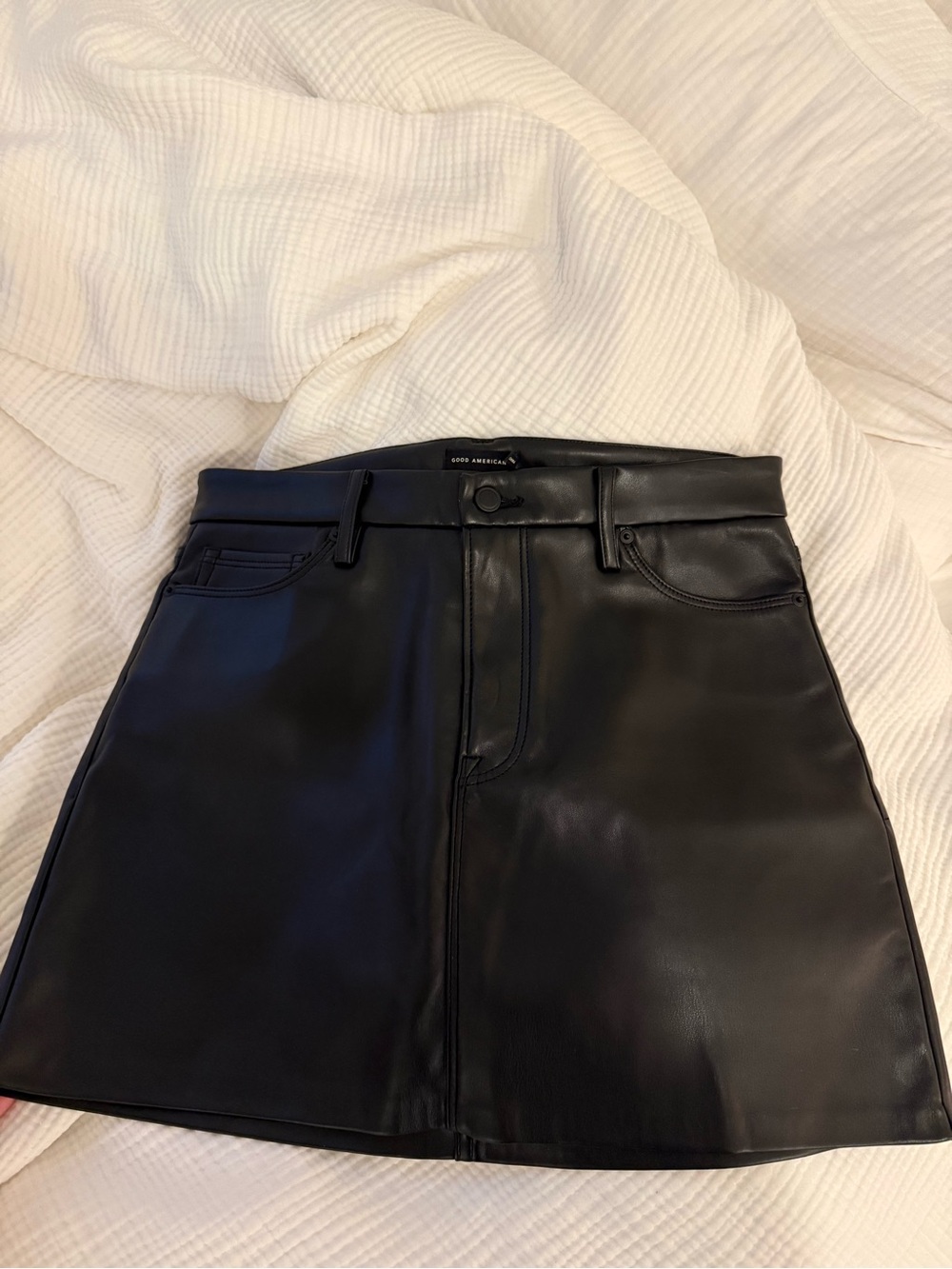 Good American Black Faux Leather High-Rise Mini Skirt